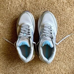 New Balance tennis shoes Sz 11 extra wide